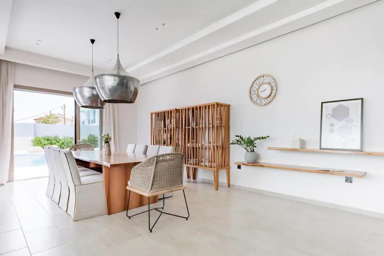 Etherealvilla-Family Villa With Pool ลูร์ดฮาตา ภายนอก รูปภาพ