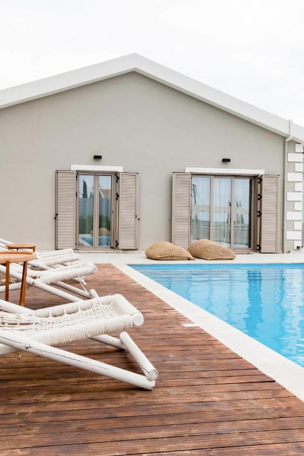 Etherealvilla-Family Villa With Pool ลูร์ดฮาตา ภายนอก รูปภาพ